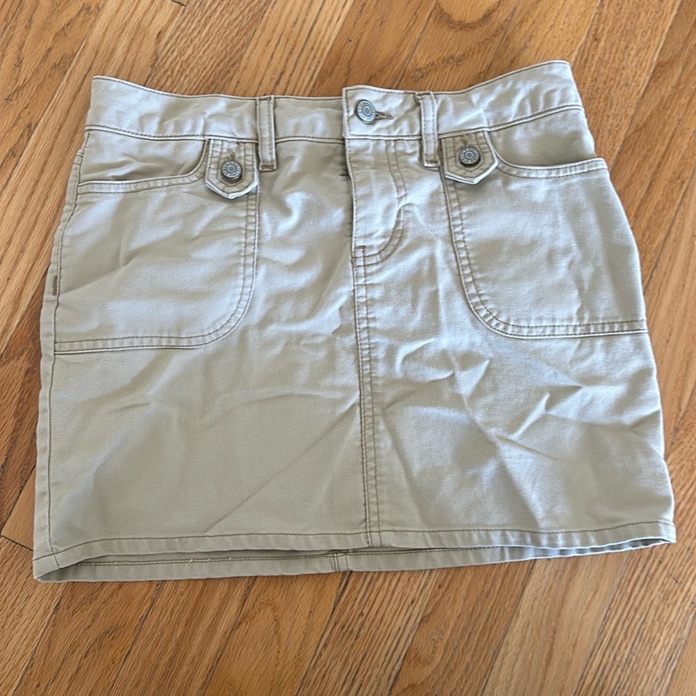 Old Navy Size 1 ultra low waist tan skirt